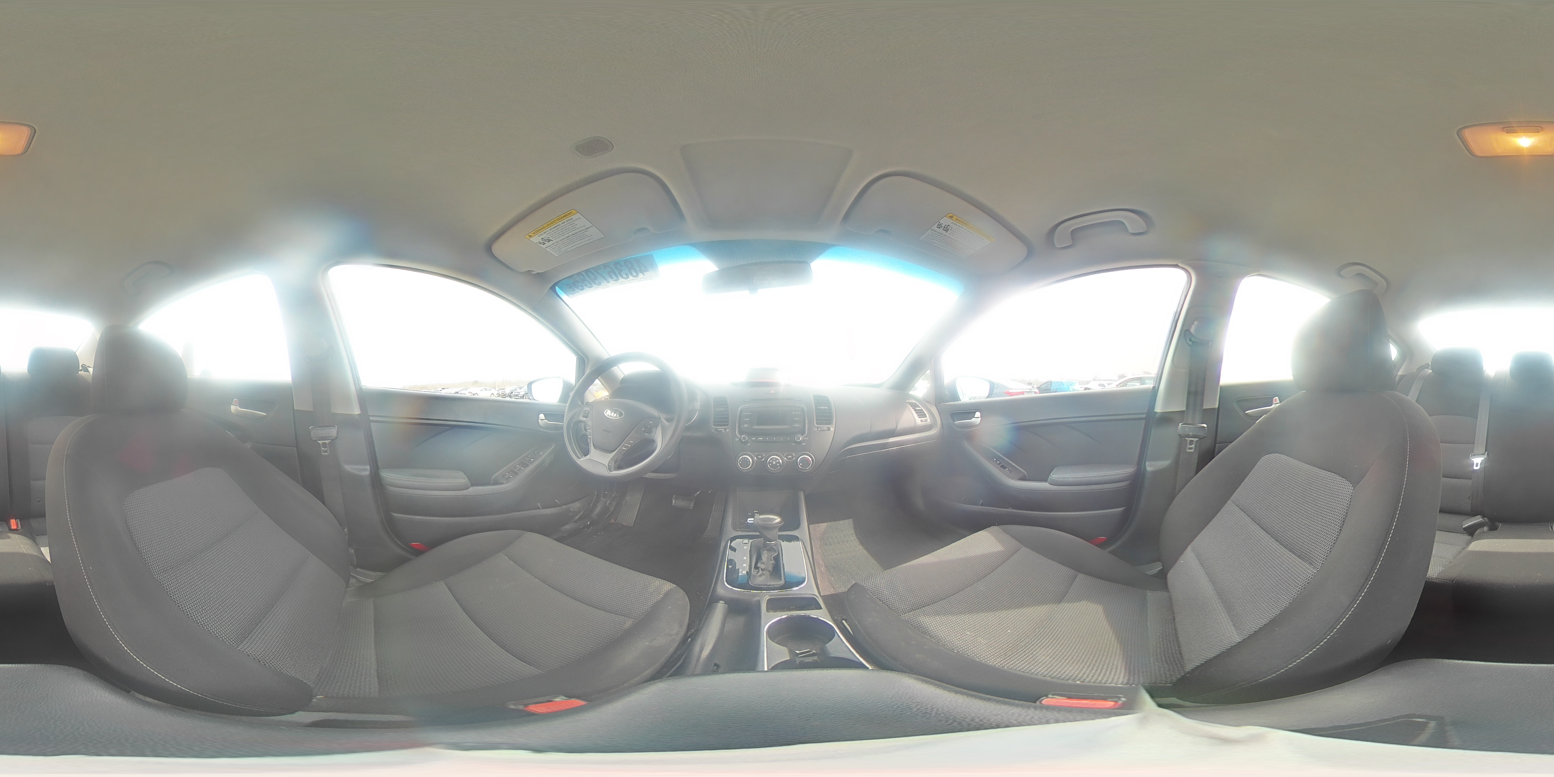 2017 Kia Forte - Image 13