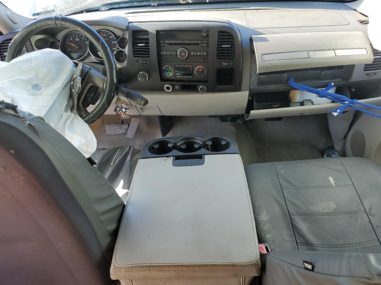 2010 GMC Sierra - Image 8