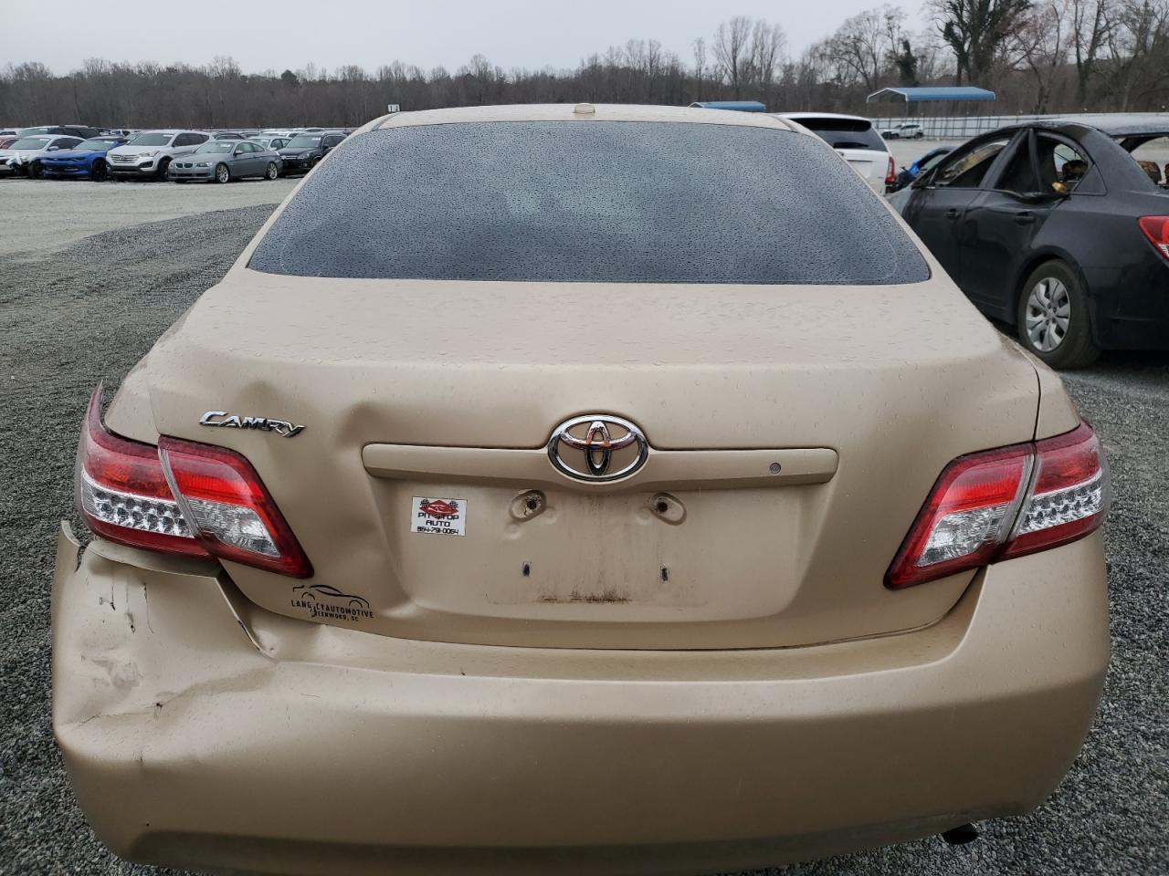 2011 Toyota Camry - Image 6