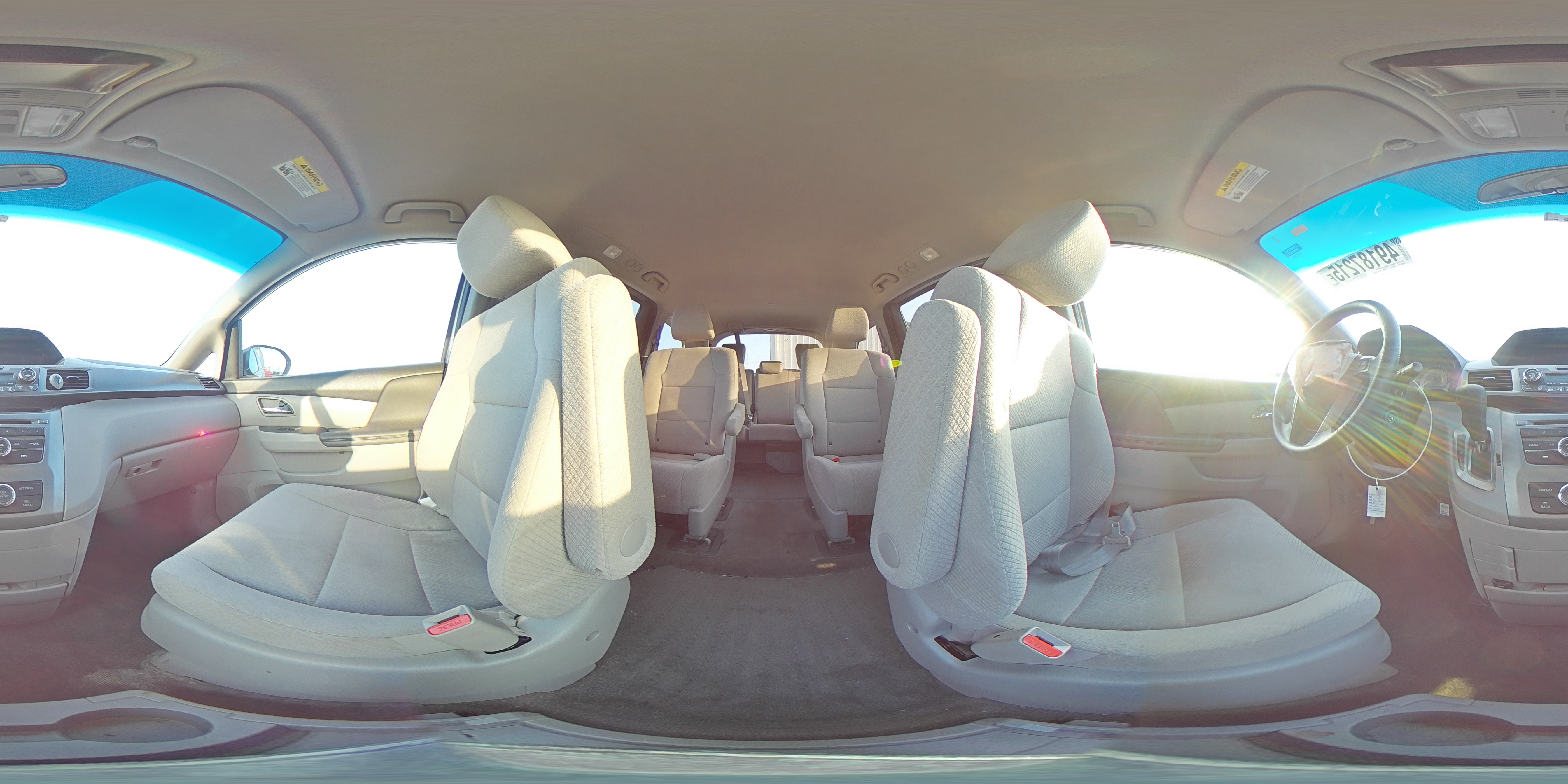 2017 Honda Odyssey - Image 15
