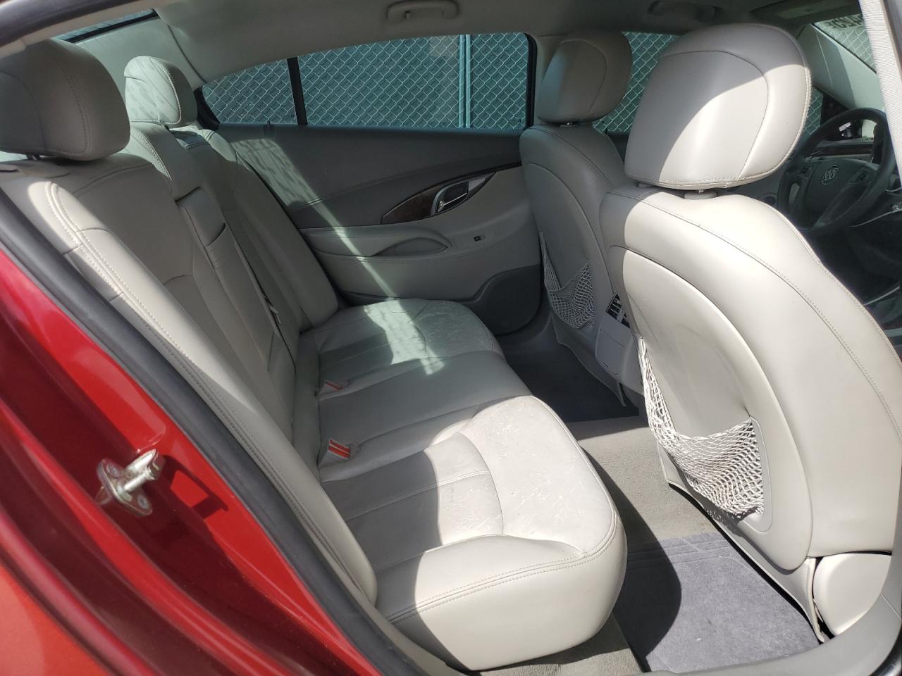 2010 Buick LaCrosse - Image 10