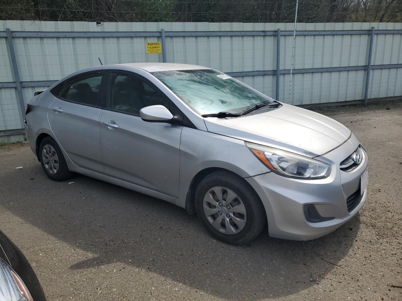 2017 Hyundai Accent - Image 4