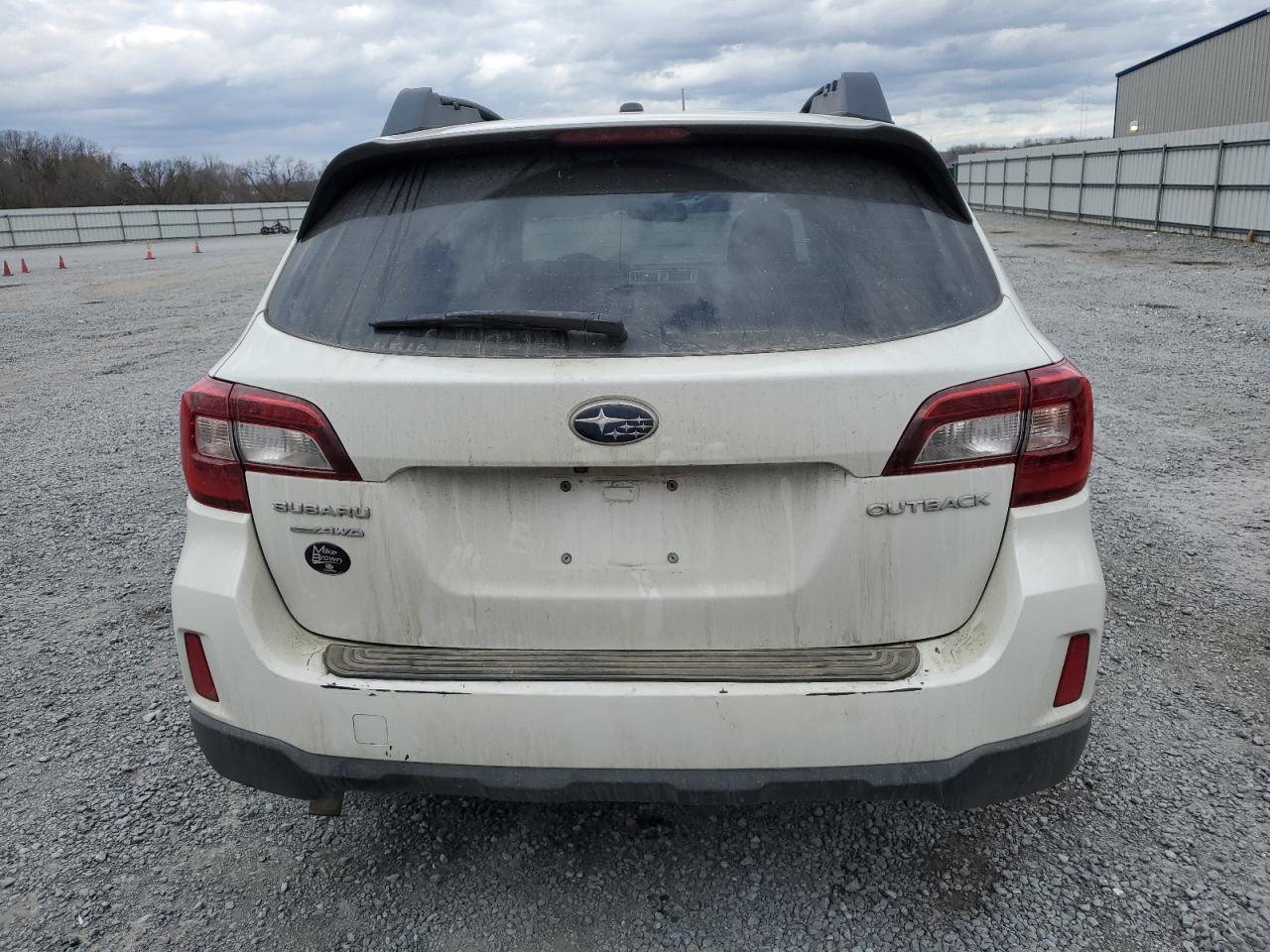 2015 Subaru Outback - Image 6