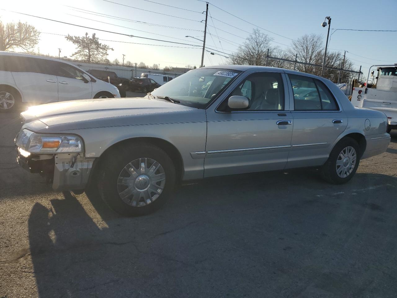 2008 Mercury Grand Marquis - Image 1