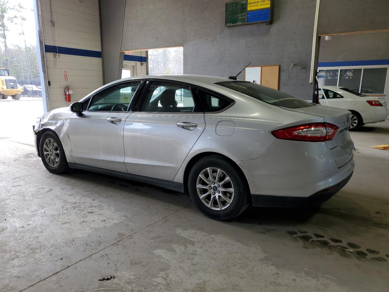 2015 Ford Fusion - Image 2