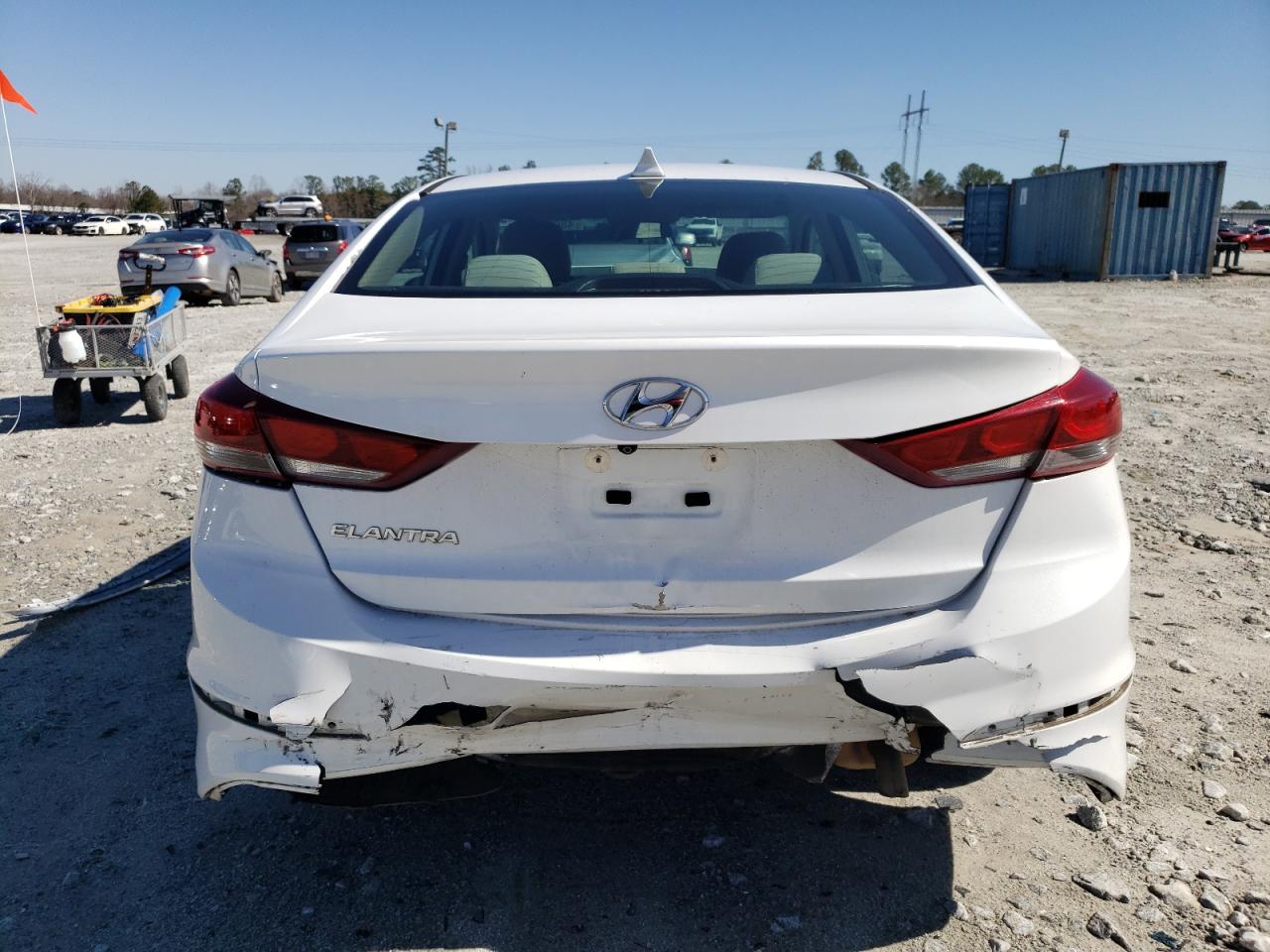 2018 Hyundai Elantra - Image 6