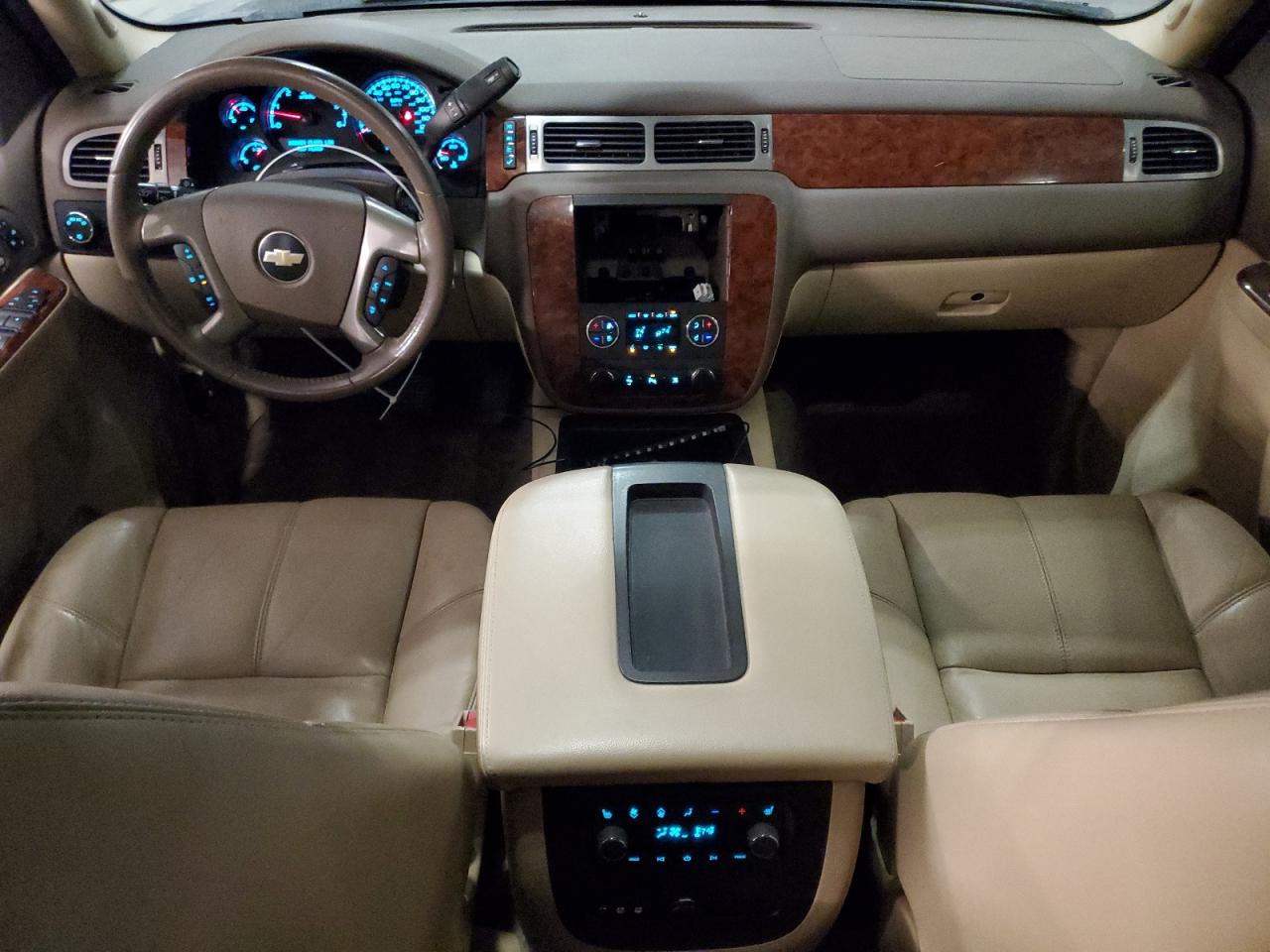 2010 Chevrolet Tahoe - Image 8
