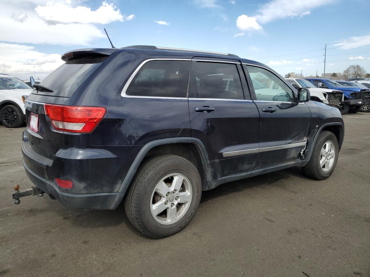 2011 Jeep Grand Cherokee - Image 3