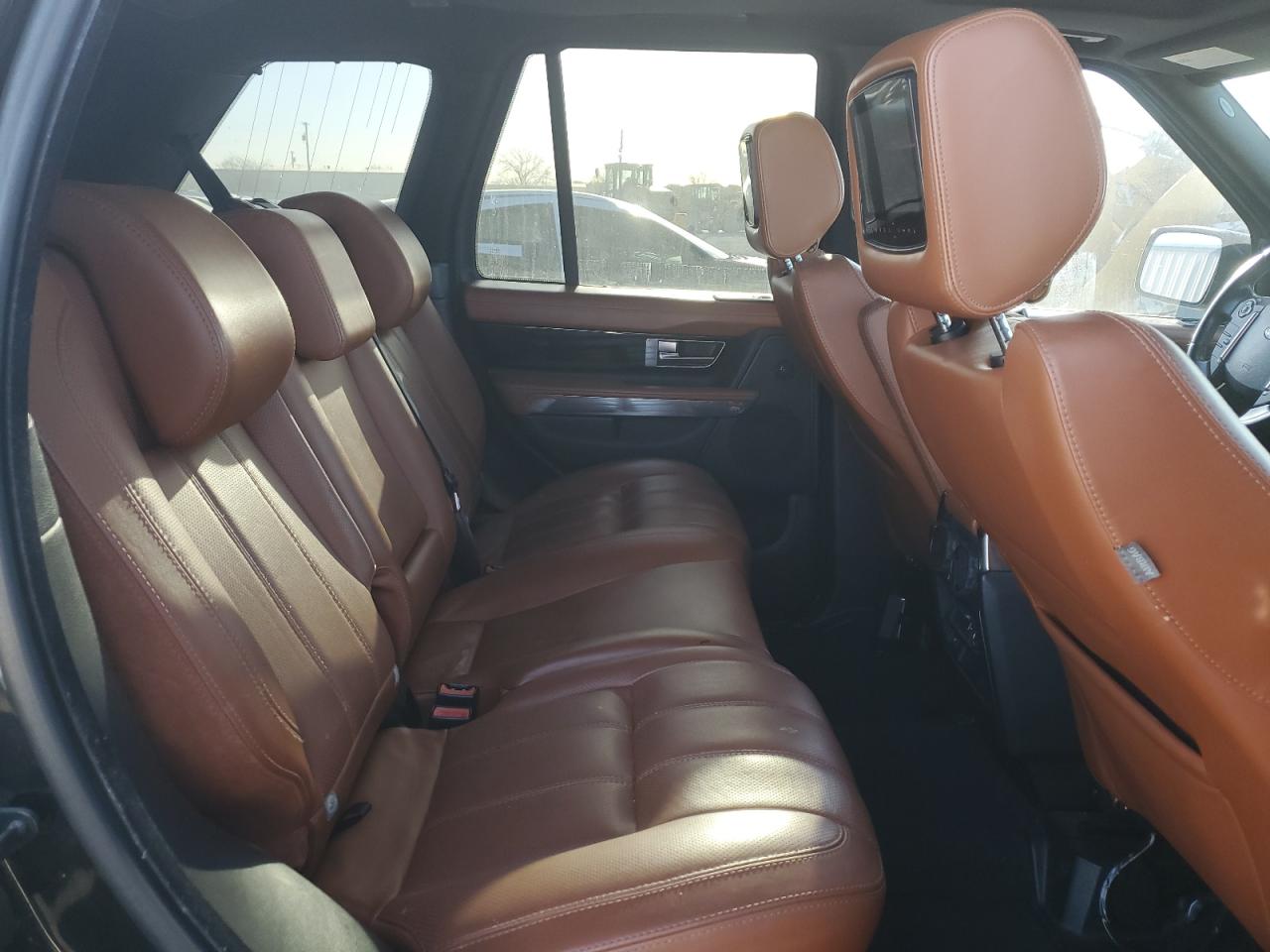2013 Land Rover Range Rover - Image 12