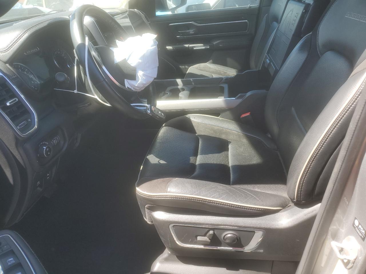 2022 RAM 1500 - Image 7