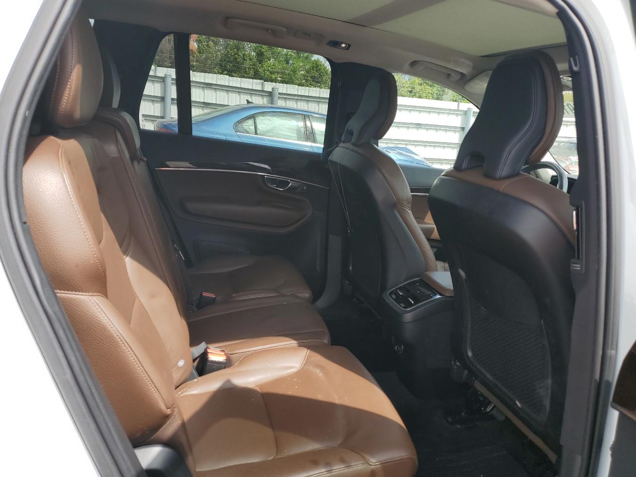 2019 Volvo XC90 - Image 12