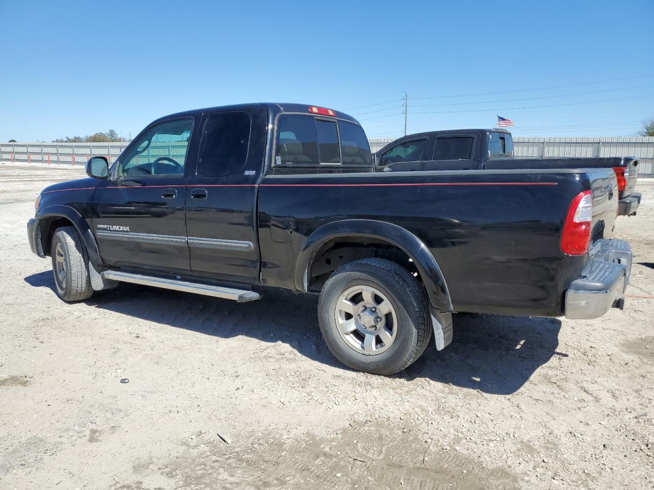 2006 Toyota Tundra - Image 2