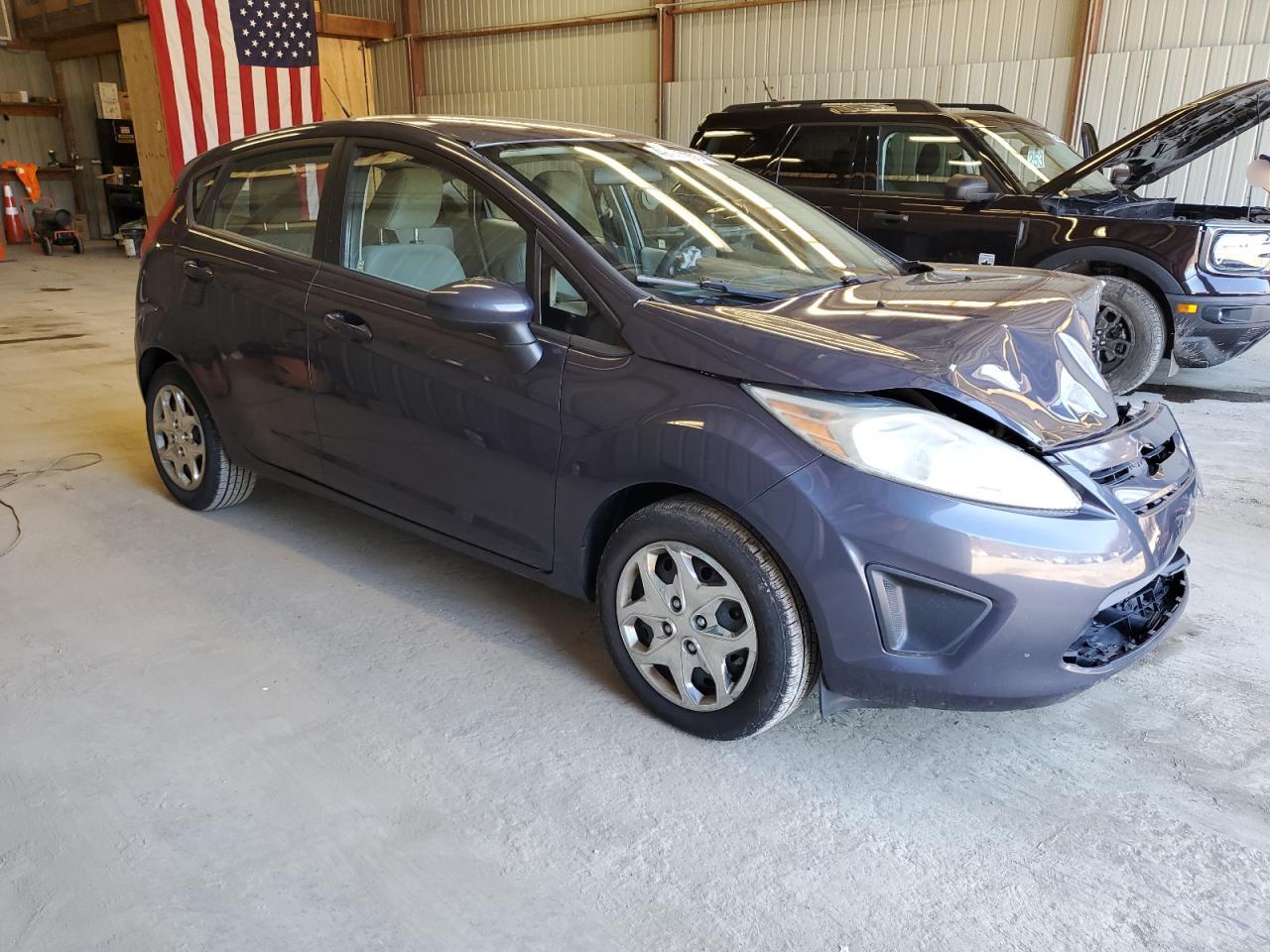 2013 Ford Fiesta - Image 4