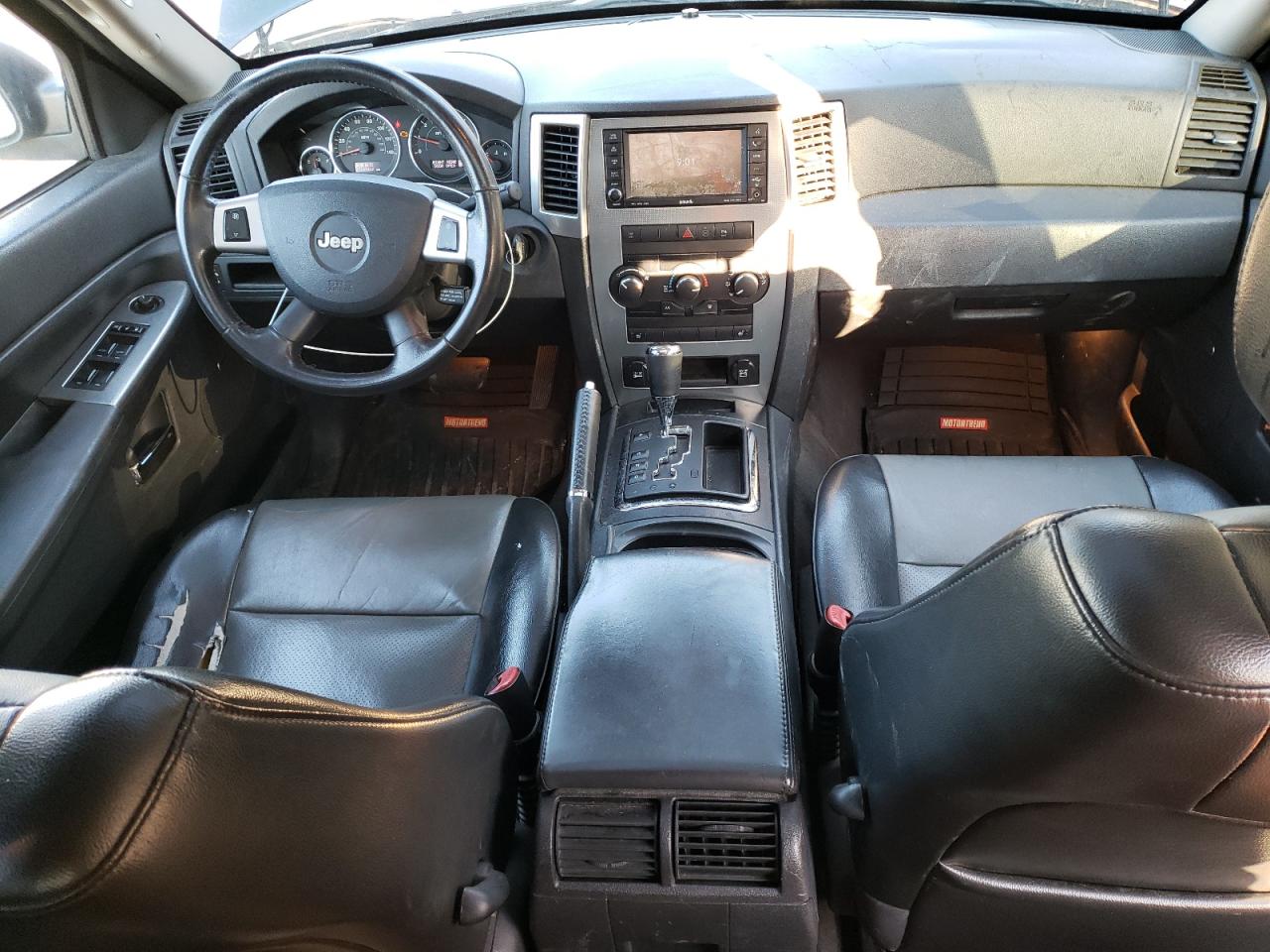 2010 Jeep Grand Cherokee - Image 8