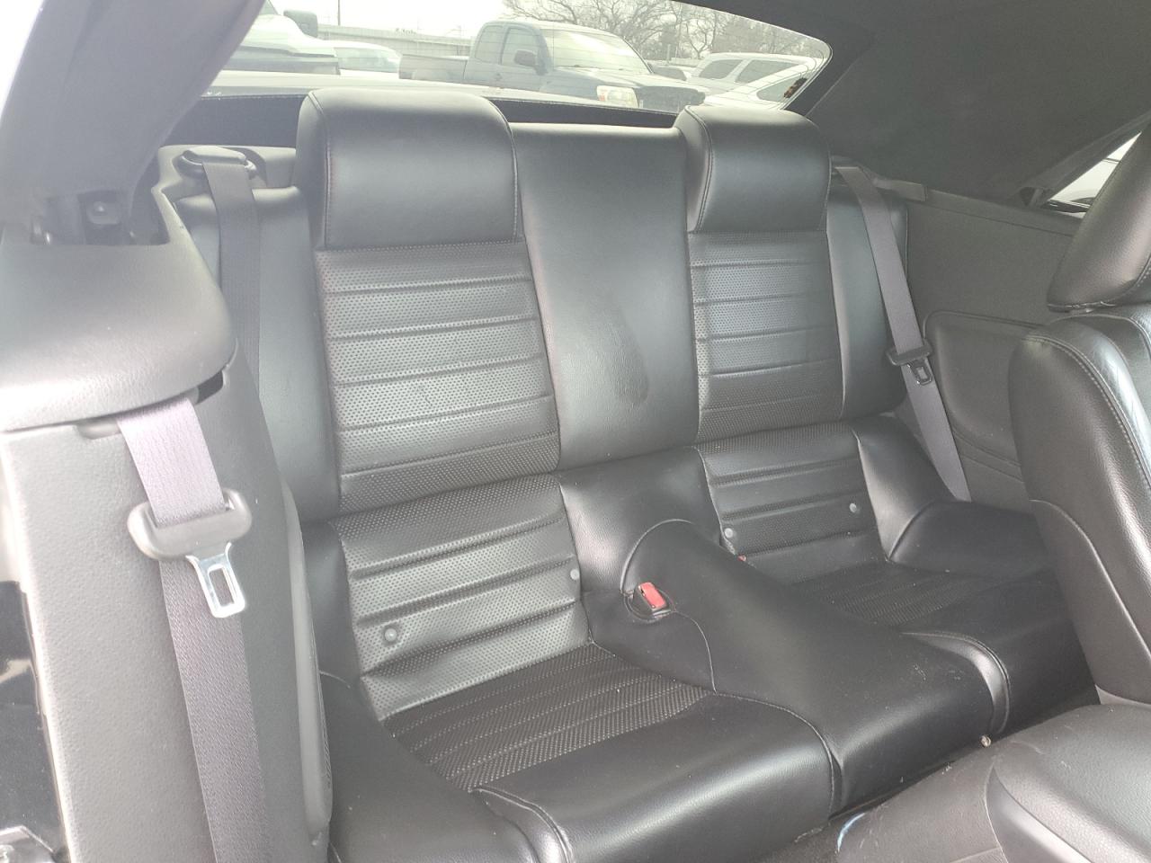 2006 Ford Mustang - Image 10