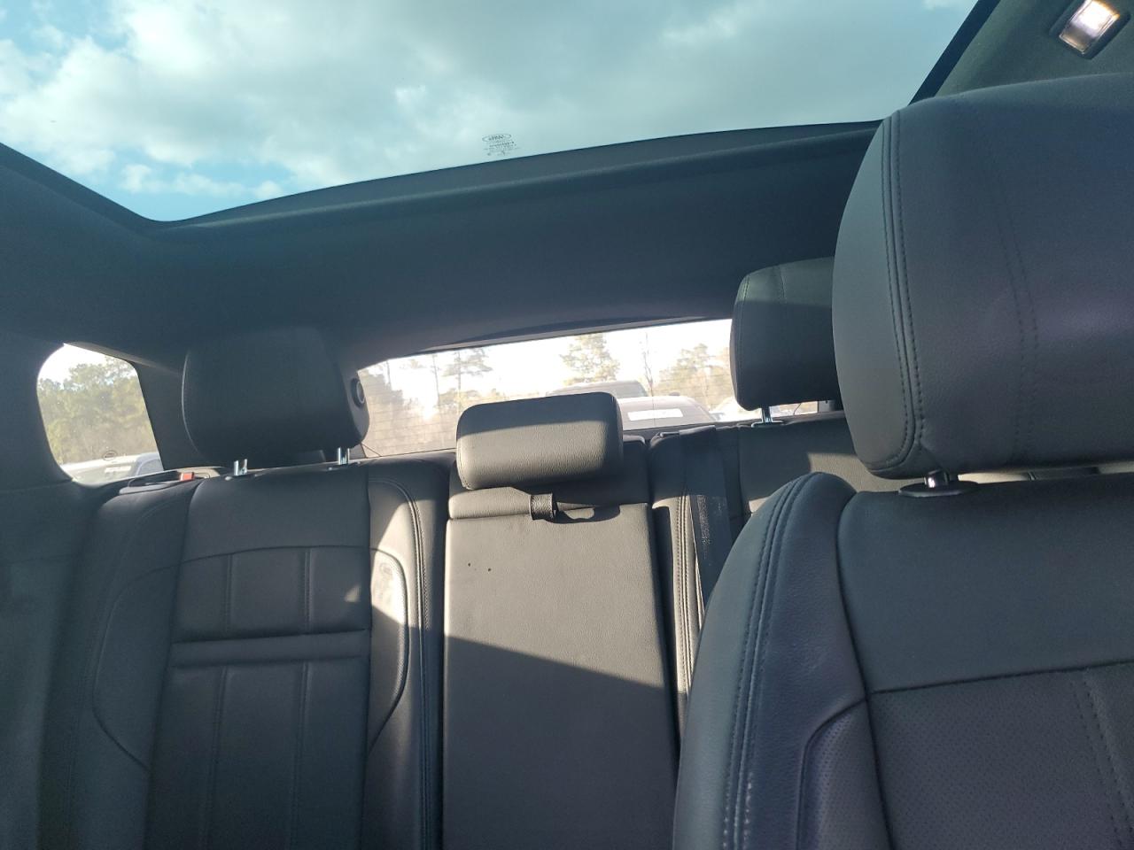 2020 Land Rover Range Rover - Image 10