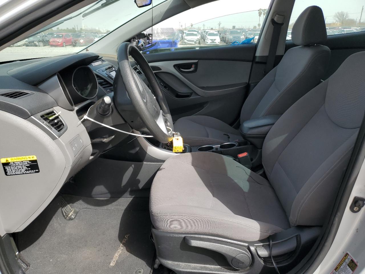 2016 Hyundai Elantra - Image 7