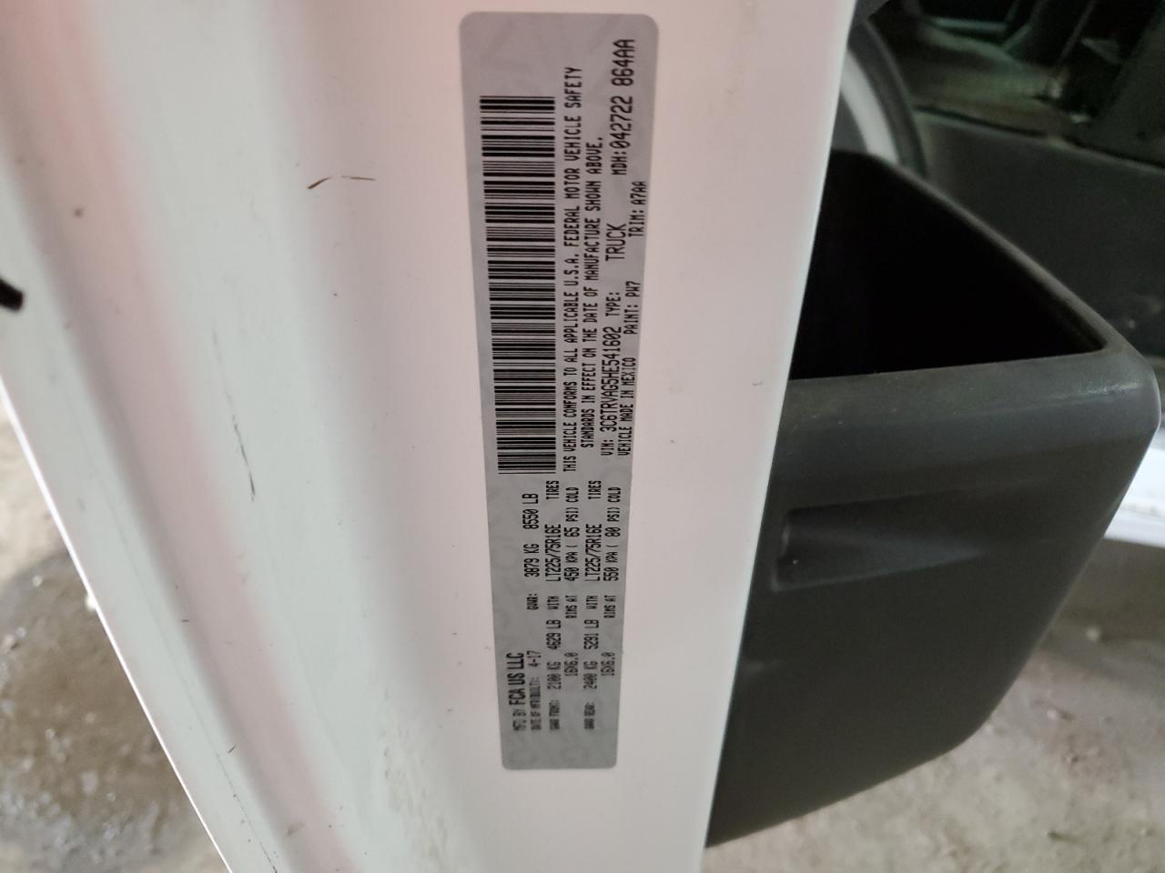 2017 RAM ProMaster City - Image 13