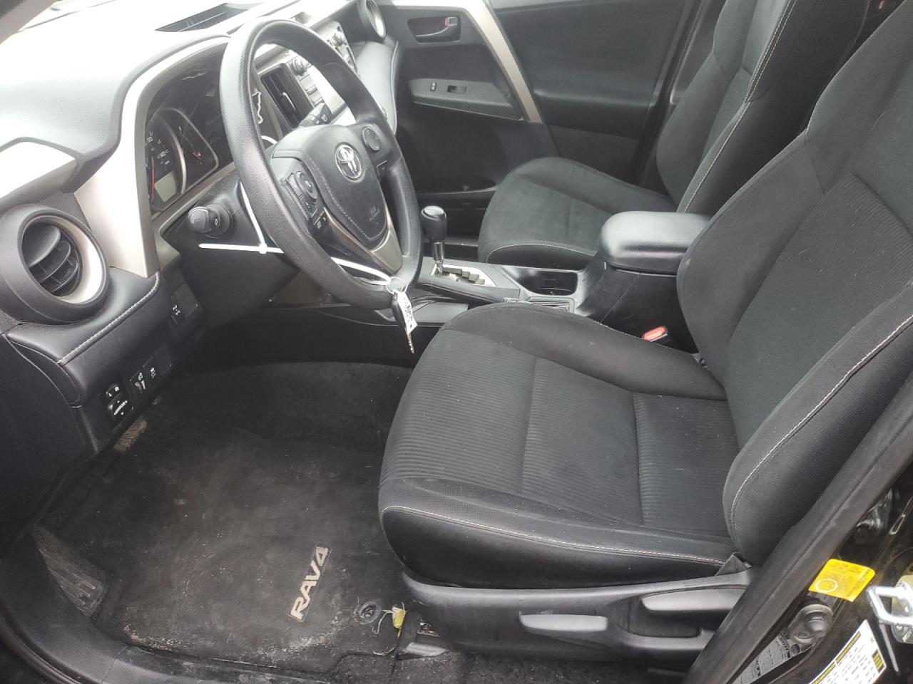 2013 Toyota RAV 4 - Image 7