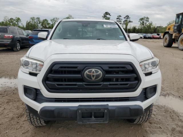  TOYOTA TACOMA 2018 Biały