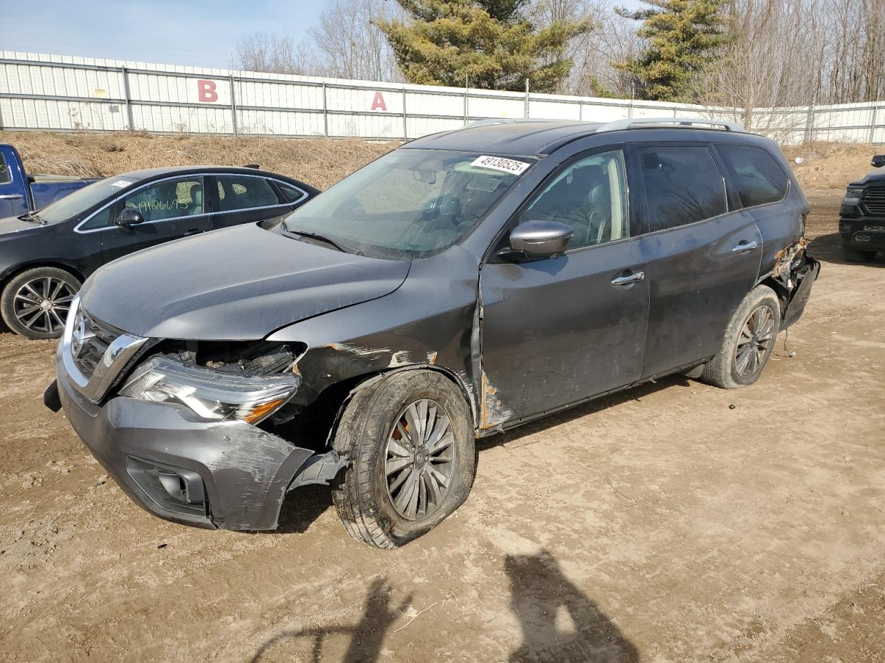 2019 Nissan Pathfinder S للبيع في Davison، MI - Front End