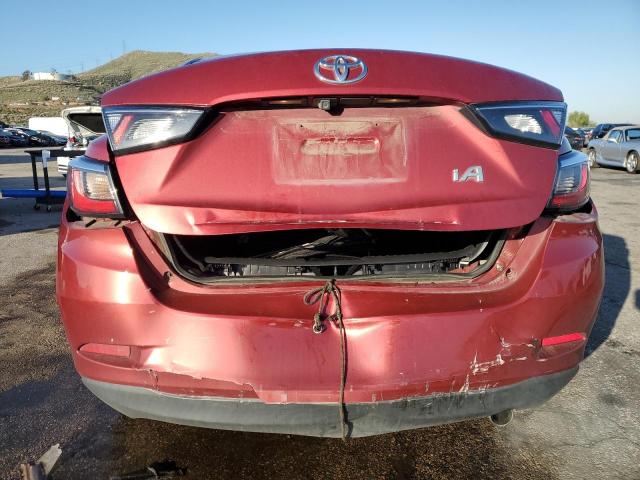  TOYOTA YARIS 2017 Czerwony