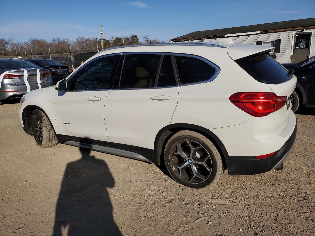 2017 BMW X1 - Image 2