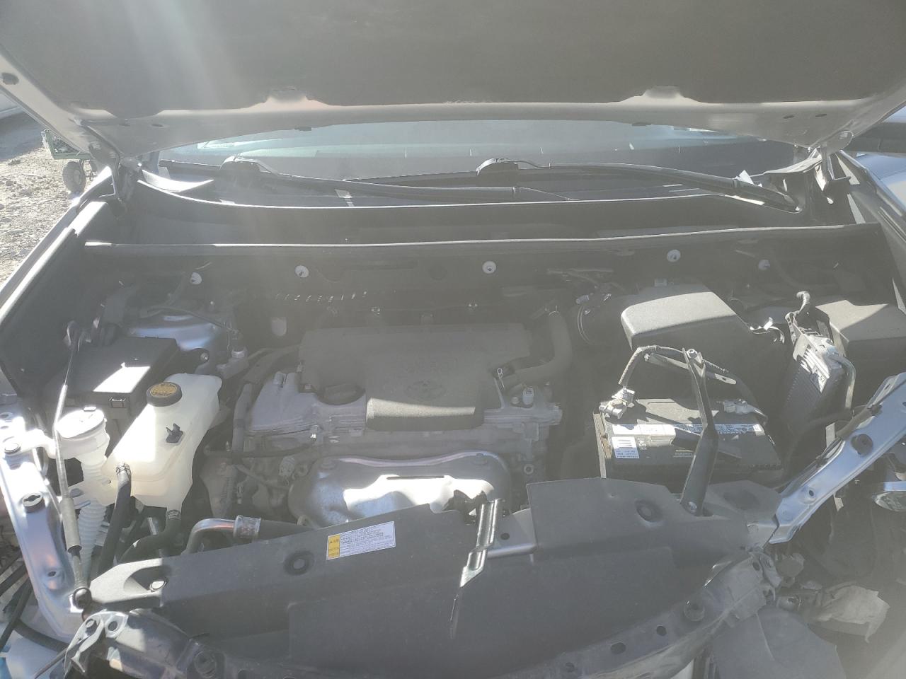 2016 Toyota RAV 4 - Image 12