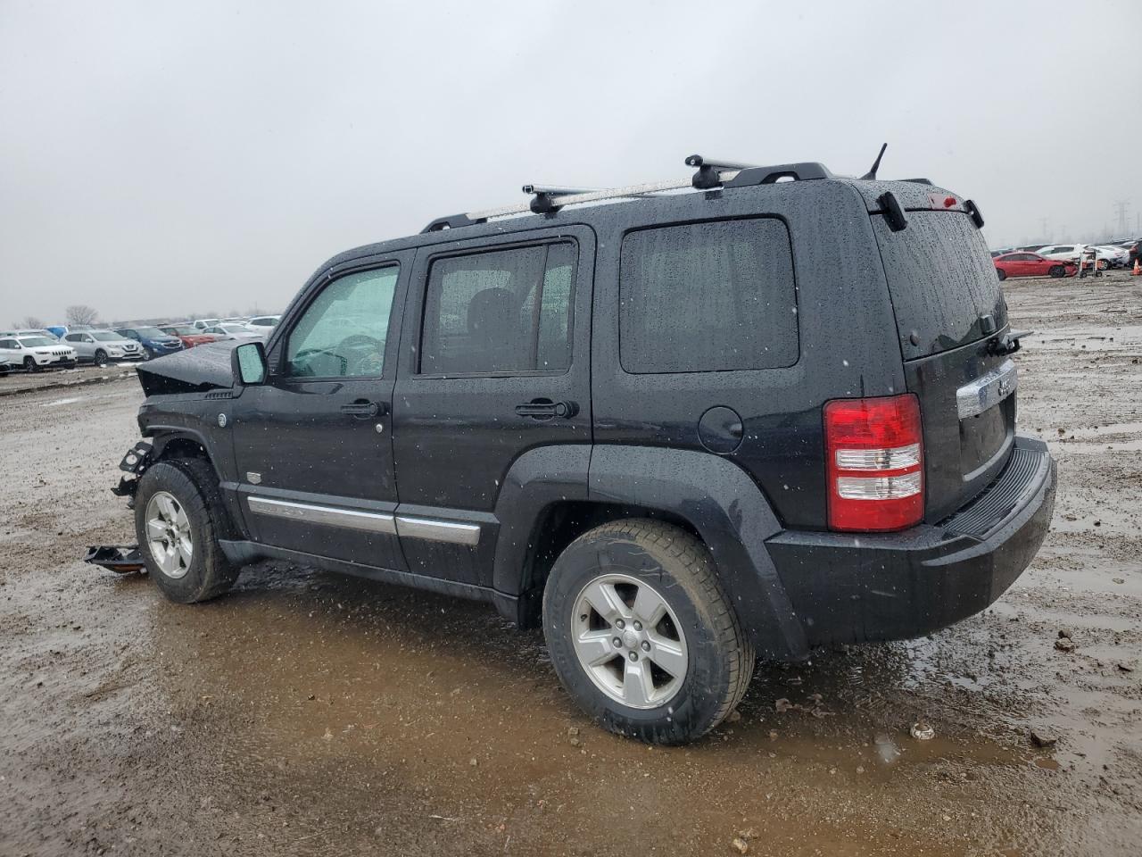 2011 Jeep Liberty (North America) - Image 2