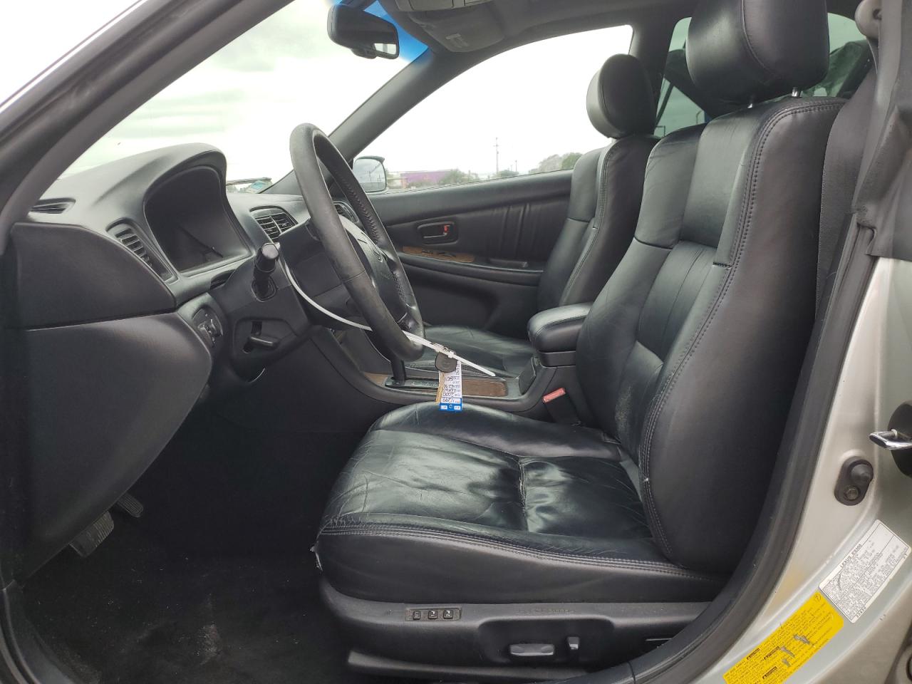 2000 Lexus ES - Image 7