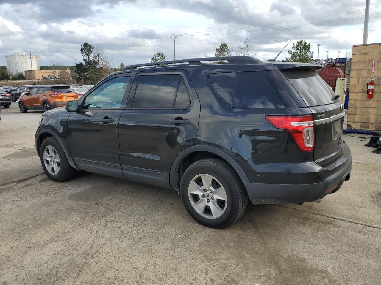 2013 Ford Explorer - Image 2