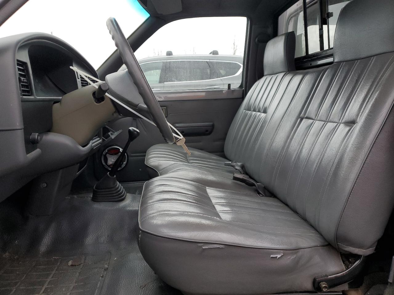 1994 Toyota Pickup - Image 7