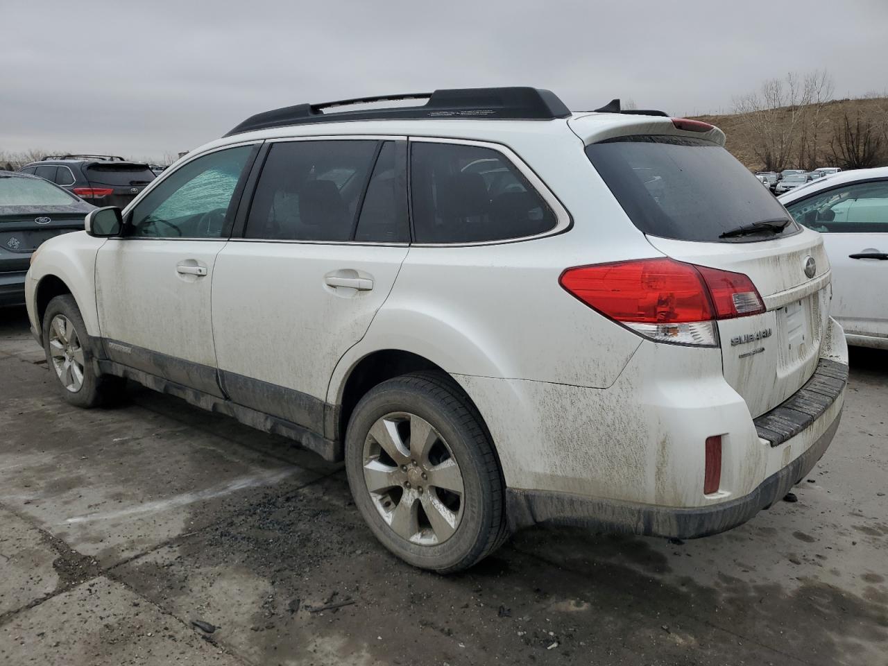 2011 Subaru Outback - Image 2
