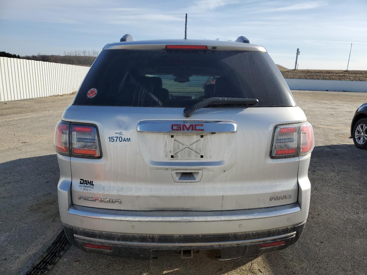 2014 GMC Acadia - Image 6