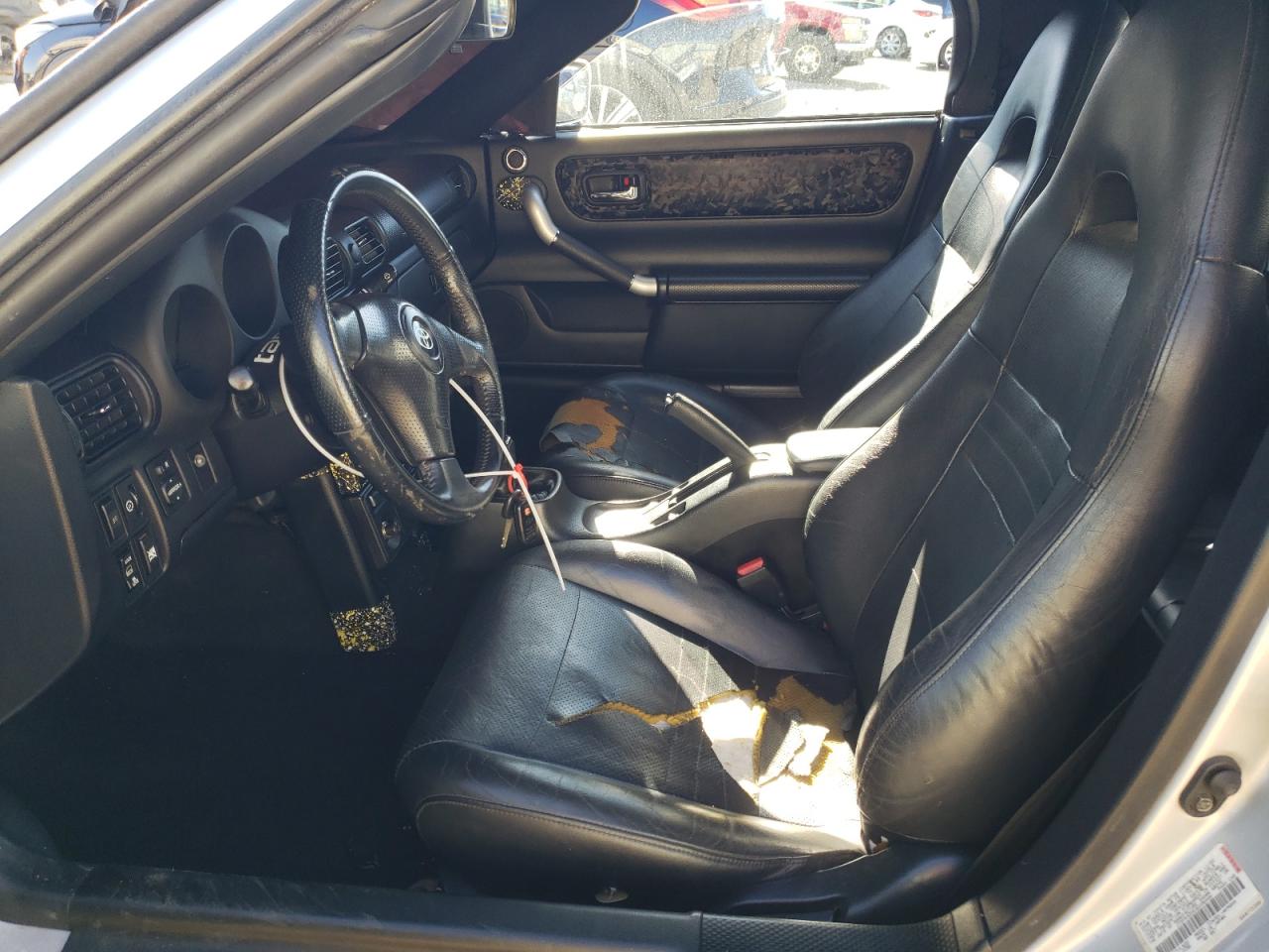 2003 Toyota MR2 - Image 7