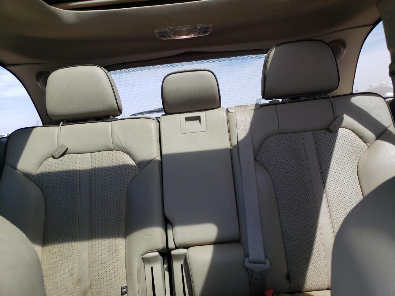 2013 Lincoln MKX - Image 10
