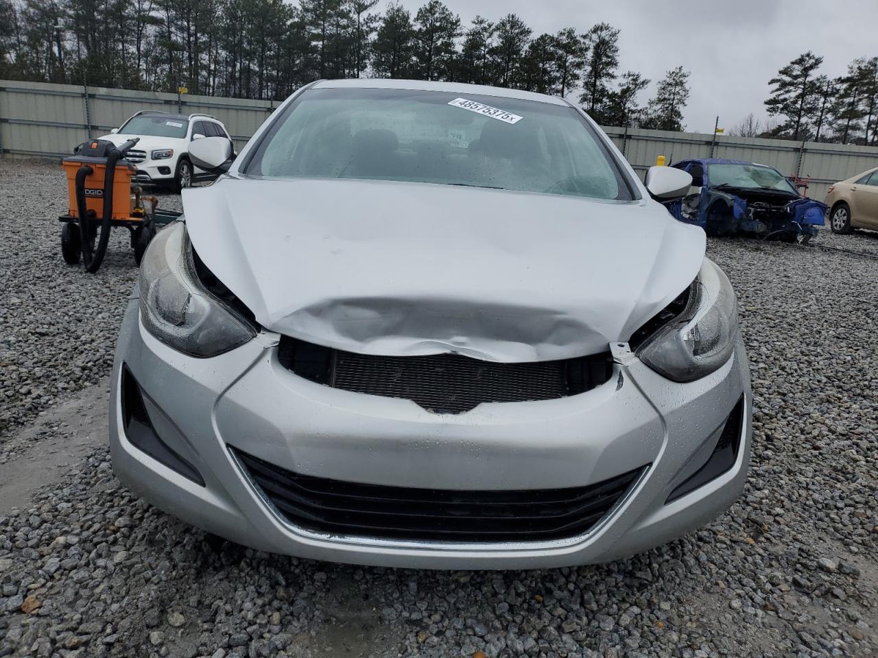 2015 Hyundai Elantra - Image 5