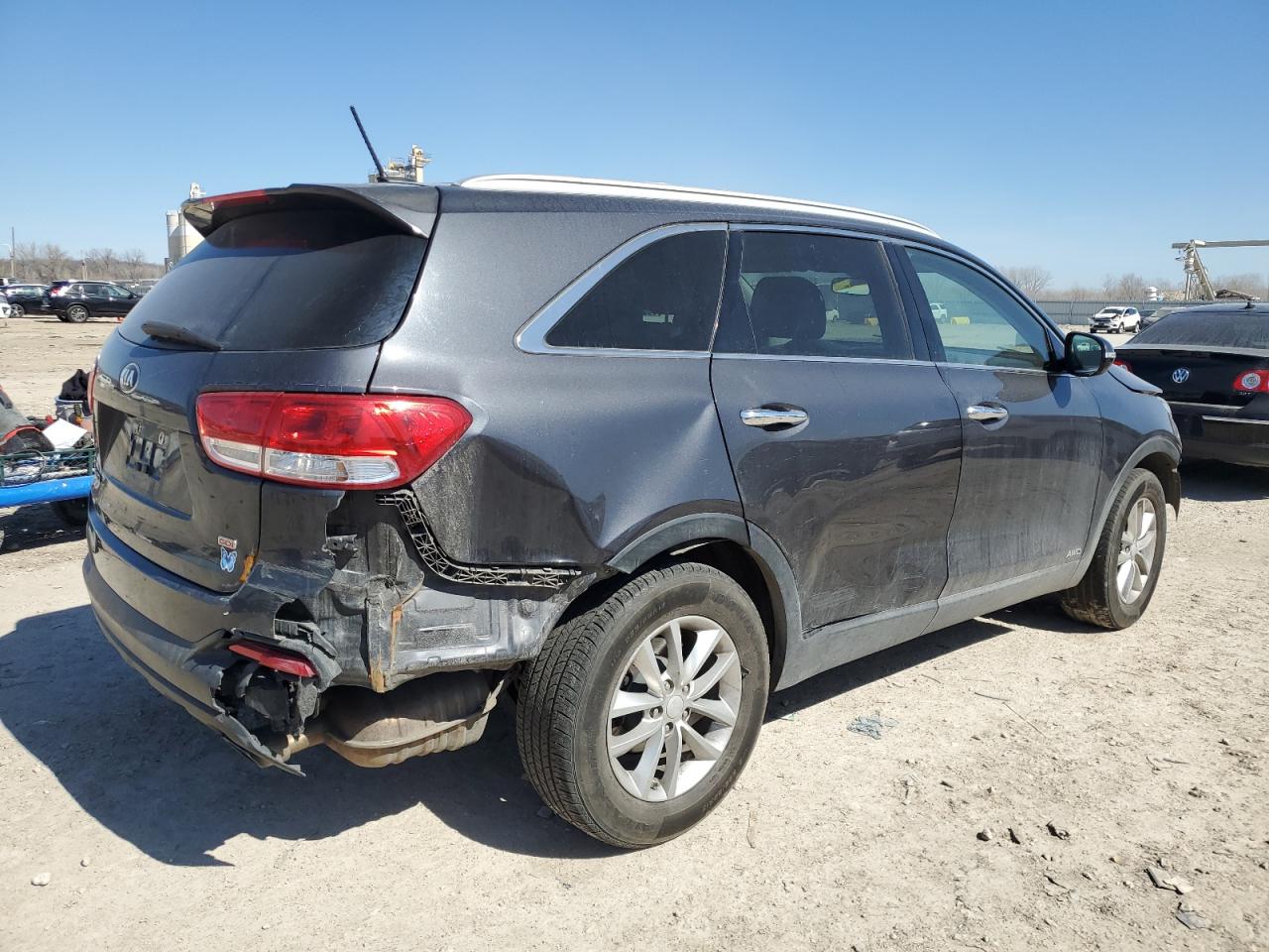 2017 Kia Sorento - Image 3