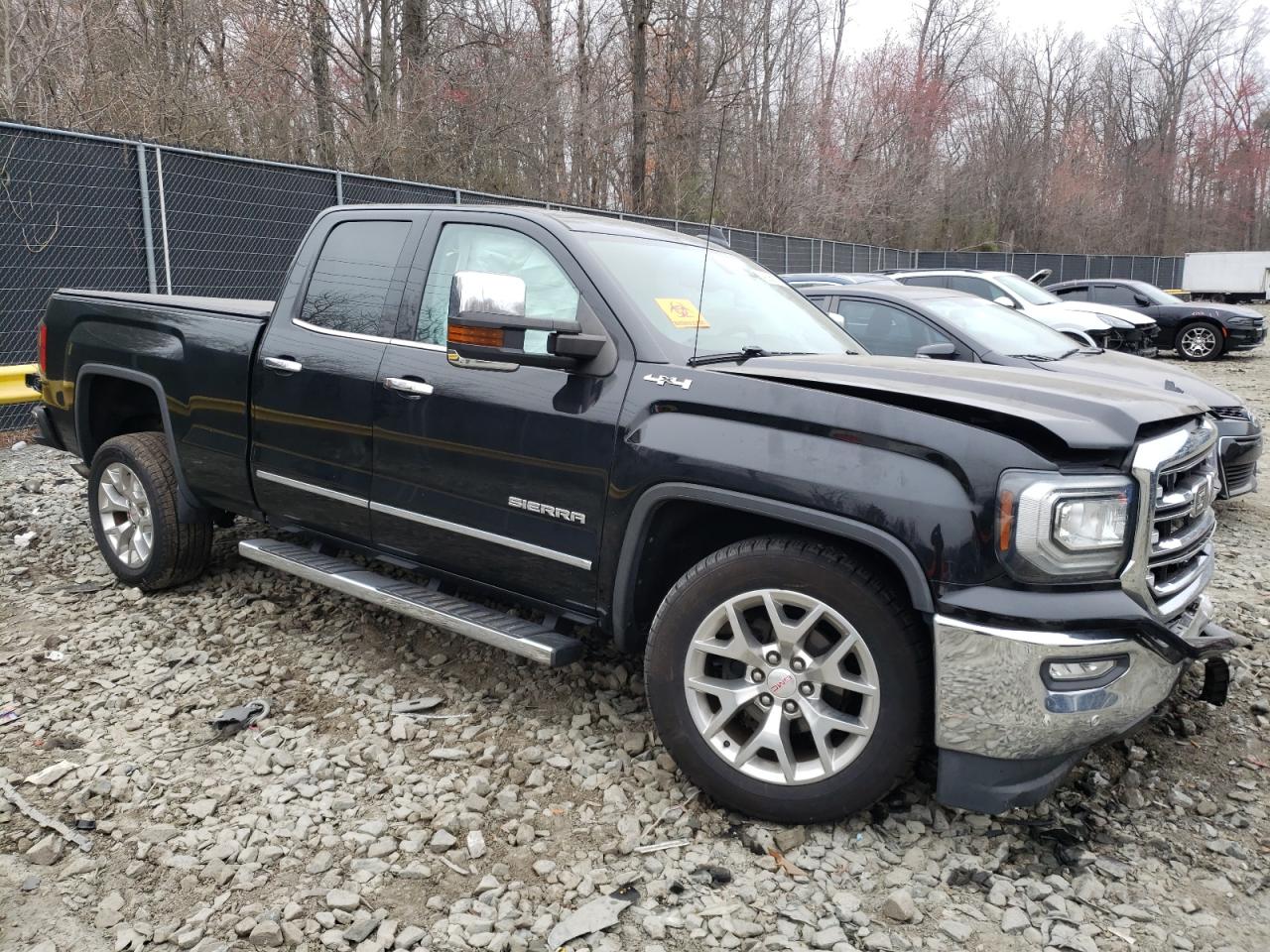 2017 GMC Sierra - Image 4