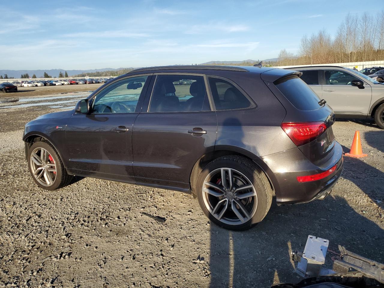 2016 Audi SQ5 - Image 2