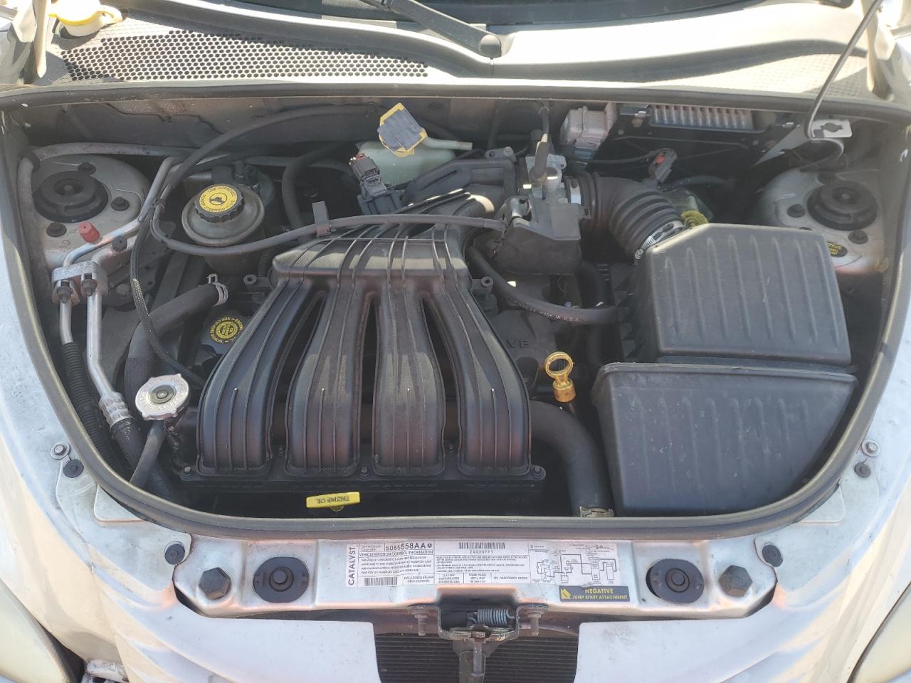 2002 Chrysler PT Cruiser - Image 11