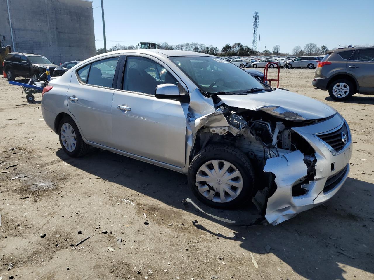 2014 Nissan Versa - Image 4