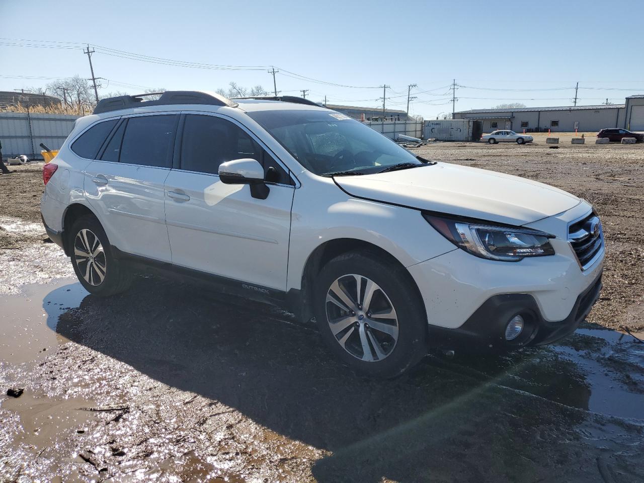 2018 Subaru Outback - Image 4