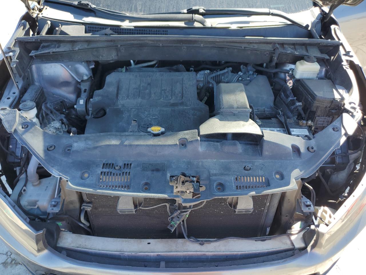 2015 Toyota Highlander - Image 14