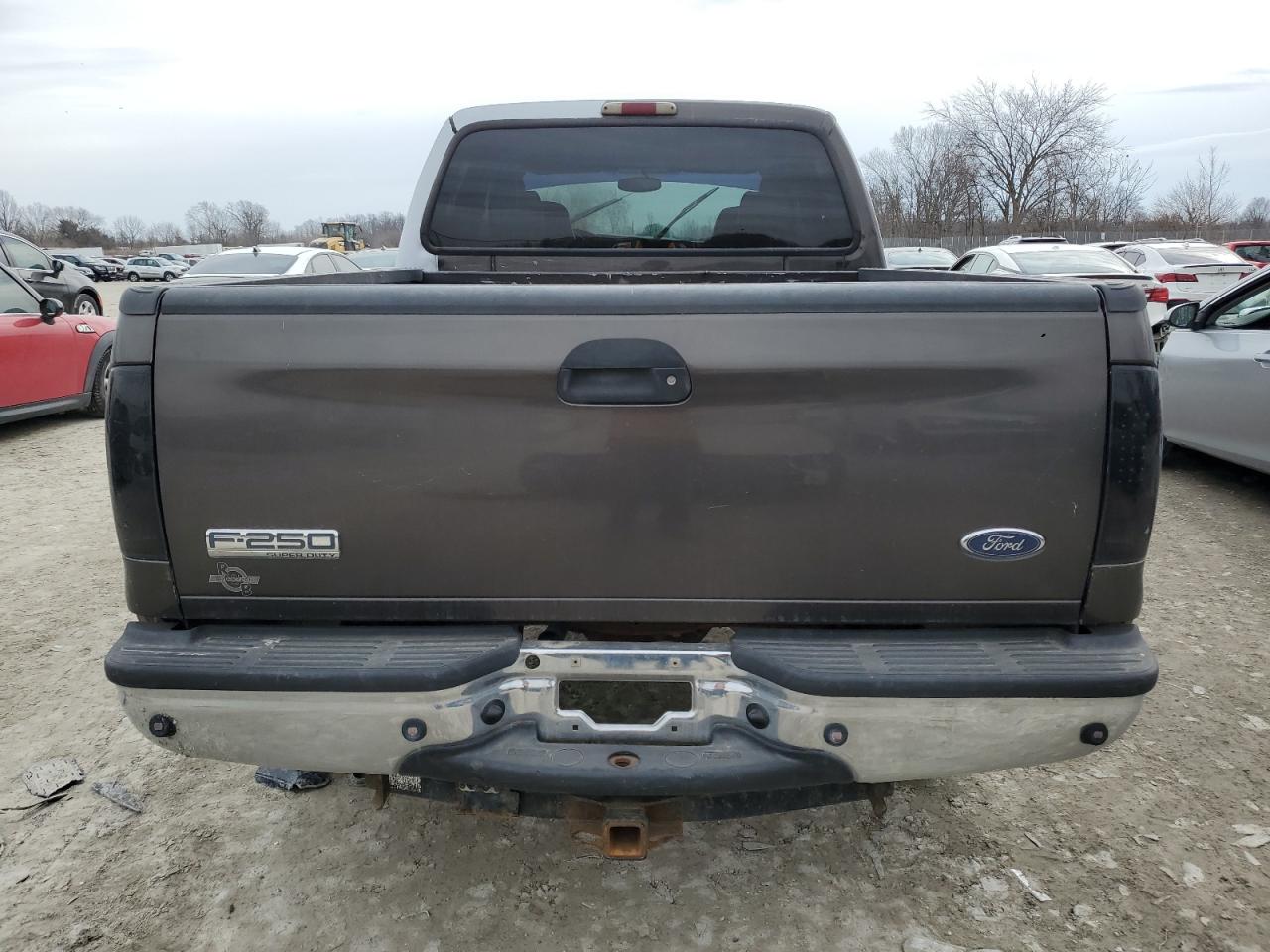 2005 Ford F250 - Image 6