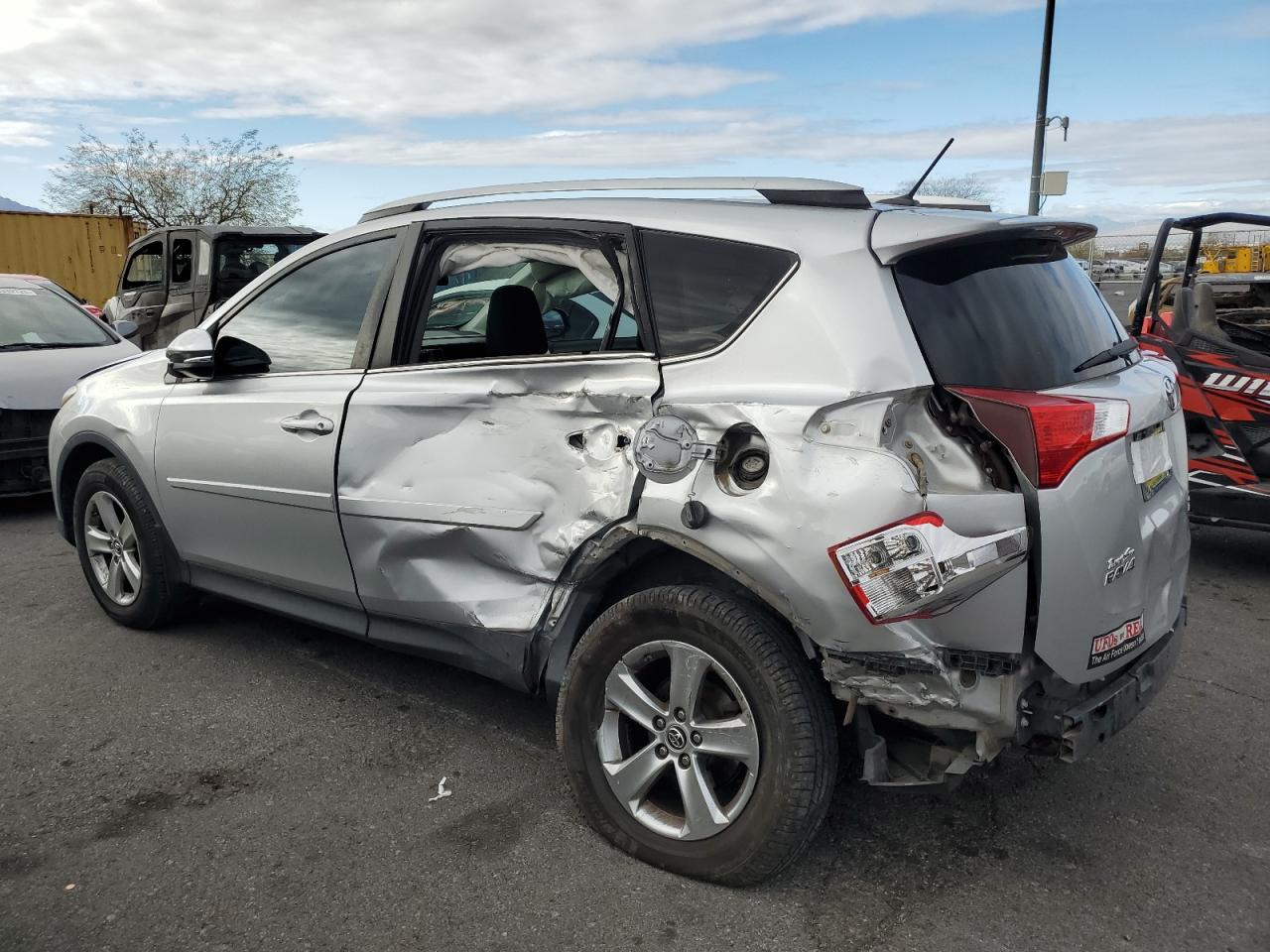 2015 Toyota RAV 4 - Image 2