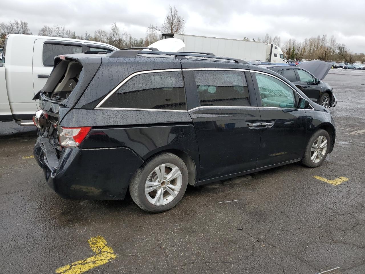 2011 Honda Odyssey - Image 3