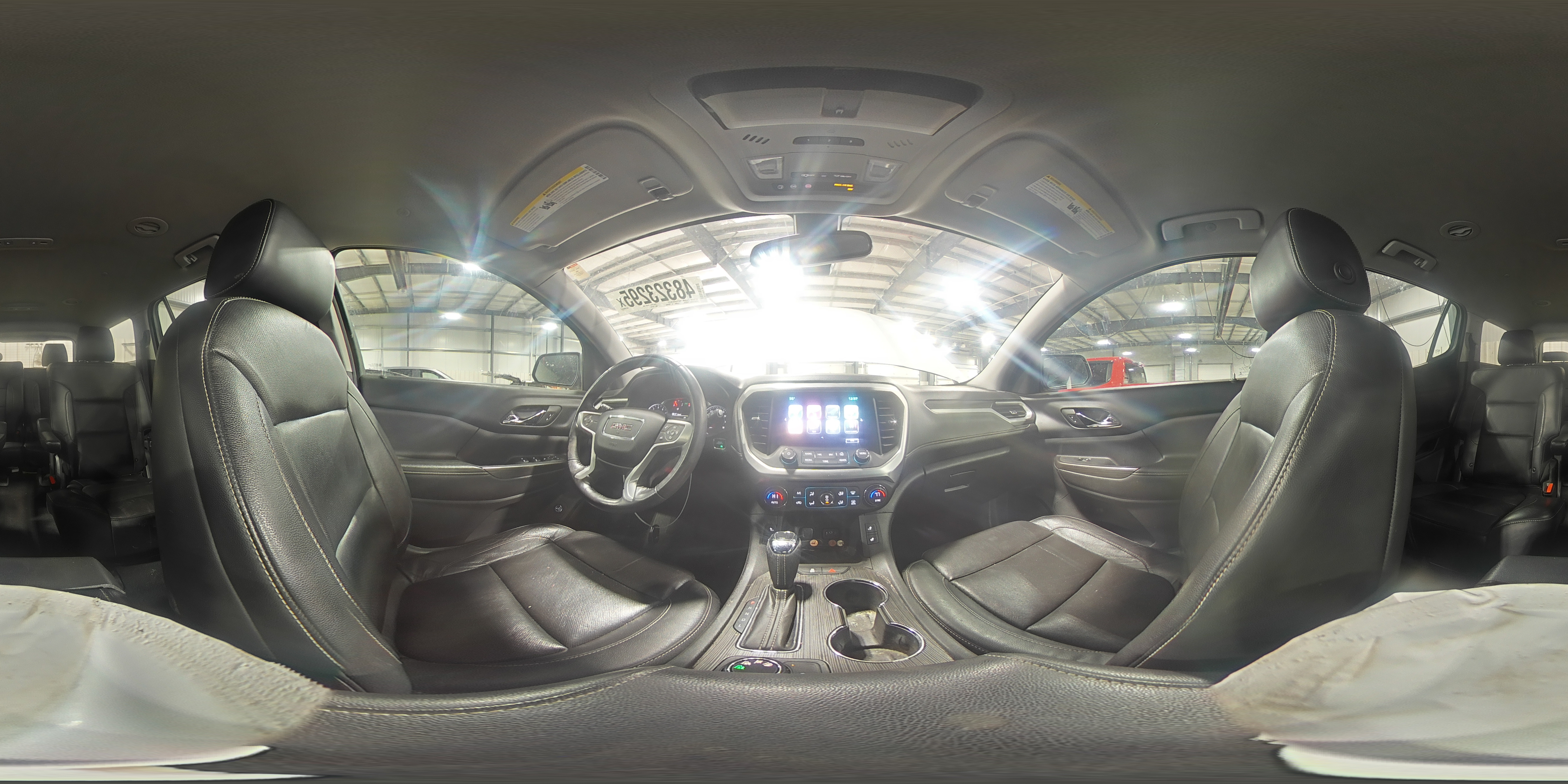2017 GMC Acadia - Image 15