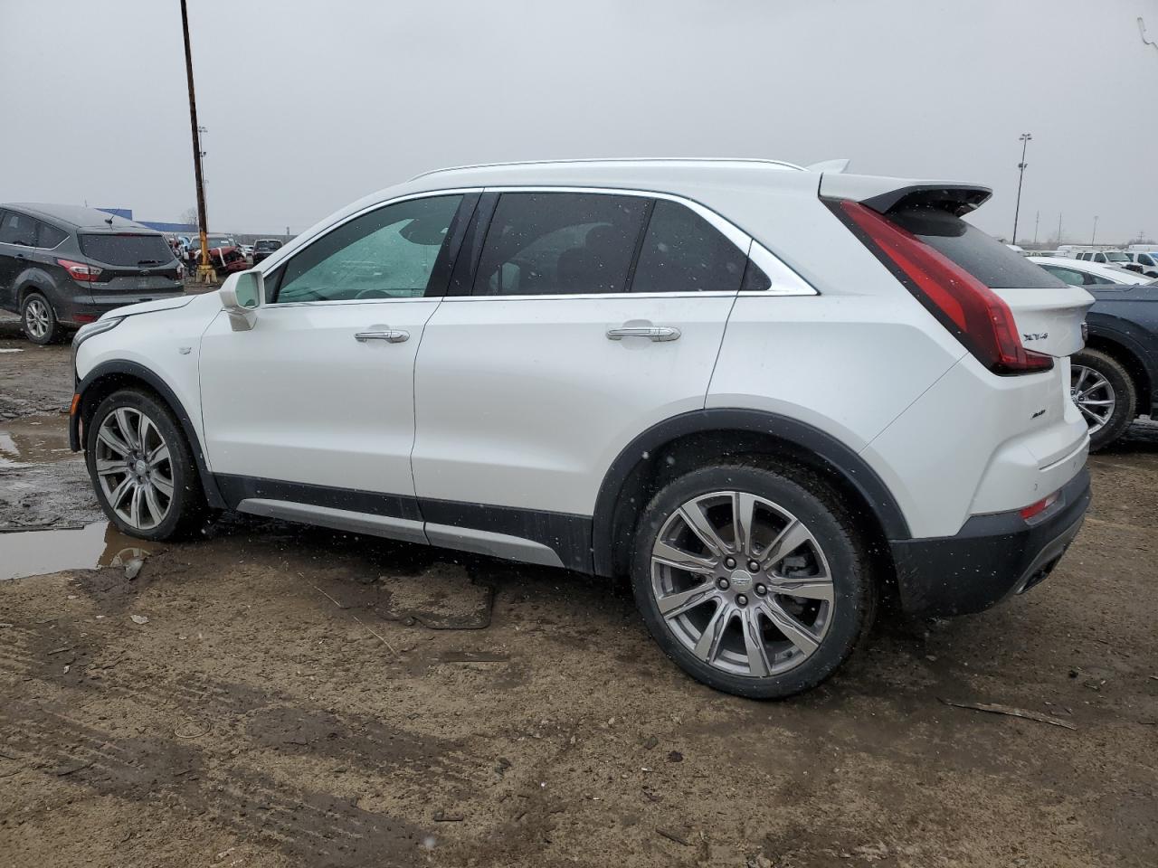 2019 Cadillac XT4 - Image 2