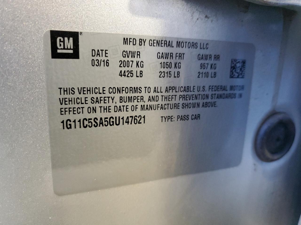 2016 Chevrolet Malibu - Image 12